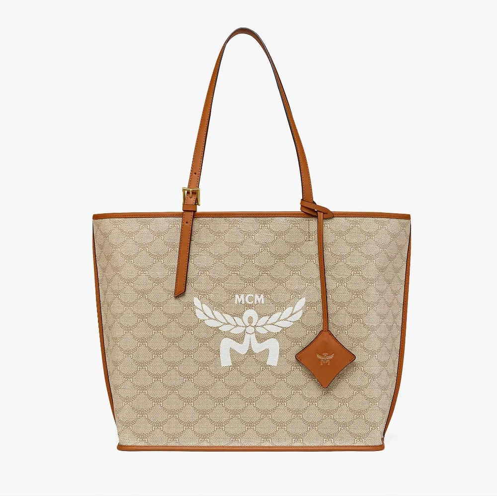 LAST DAY TO ENTER TO WIN A MCM TOTE NWT (Entry listing) - Picture 3 of 9